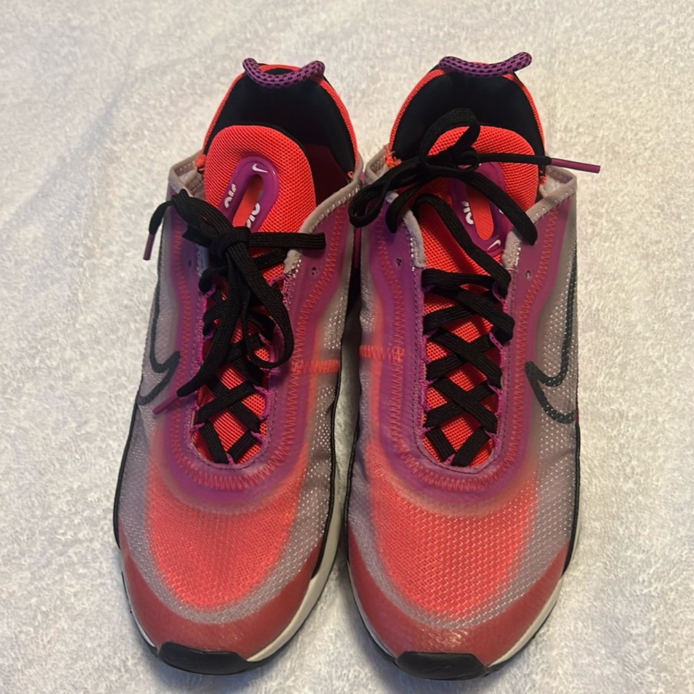 Nike Air Max size 8.5 women’s